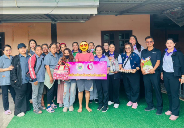 วันที่ 9 มิถุนายน 2569อบต.บ่อวิน และสมาชิกกลุ่มพัฒนาสตรี เยี่ยมบ้านเด็ก ผู้ป่วย ผู้ยากไร้ ในเขตพื้นที่ จำนวน 11 ราย 