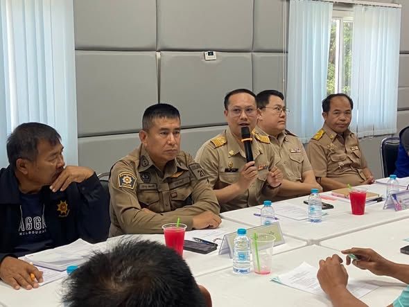 ประชุมกับสถานประกอบกิจการในพื้นที่ เพื่อหาแนวทางป้องกันและแก้ไขปัญหาเรื่องร้องเรียนต่างๆเกี่ยวกับสถานประกอบกิจการที่มีการเปิดเพลงและแสดงดนตรีสด ให้เป็นไปตามหลักเกณฑ์และเงื่อนไขสำหรับสถานประกอบกิจการ นำไปปฎิบัติได้อย่างถูกต้องและเหมาะสม