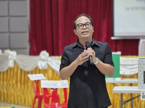 ร่วมพิธีเปิดการอบรมคณะกรรมการประจำหน่วยเลือกตั้ง และเจ้าหน้าที่รักษาความปลอดภัยประจำที่เลือกตั้ง การเลือกตั้งสมาชิกสภาองค์การบริหารส่วนตำบลบ่อวิน และนายกองค์การบริหารส่วนตําบลบ่อวิน เขตเลือกตั้งที่ 1  หน่วยเลือกตั้งที่ 1-15 หมู่ที่ 3  ตำบลบ่อวินร่วมพิธีเปิดการอบรมคณะกรรมการประจำหน่วยเลือกตั้ง และเจ้าหน้าที่รักษาความปลอดภัยประจำที่เลือกตั้ง การเลือกตั้งสมาชิกสภาองค์การบริหารส่วนตำบลบ่อวิน และนายกองค์การบริหารส่วนตําบลบ่อวิน เขตเลือกตั้งที่ 1  หน่วยเลือกตั้งที่ 1-15 หมู่ที่ 3  ตำบลบ่อวิน